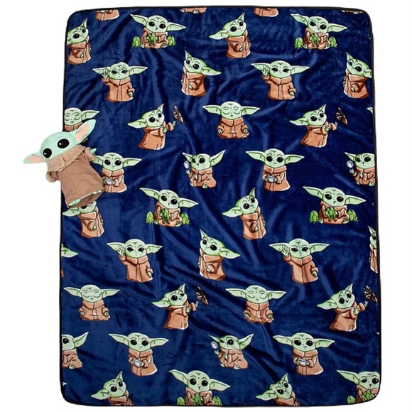 Throw Blanket 46”x60” & Plush Mandalorian The Child Star Wars - Picture 4 of 13